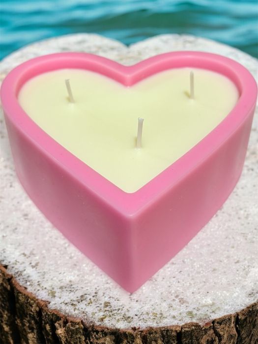 Свещ “ Розово сърце”