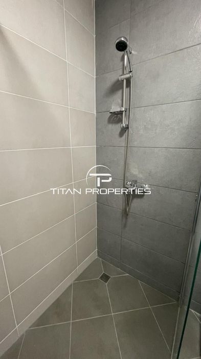 Дава се под наем Двустаен апартамент в Бургас, Славейков - 75 кв.м за 459 € - Снимка #6