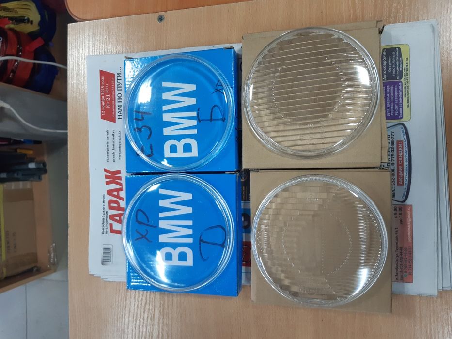 Стекла фар БМВ Е34 завод и чистые