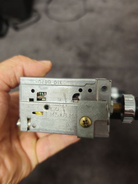 Radio auto Clarion