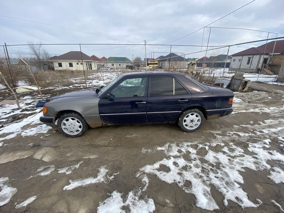 Мерседес w124 2.6
