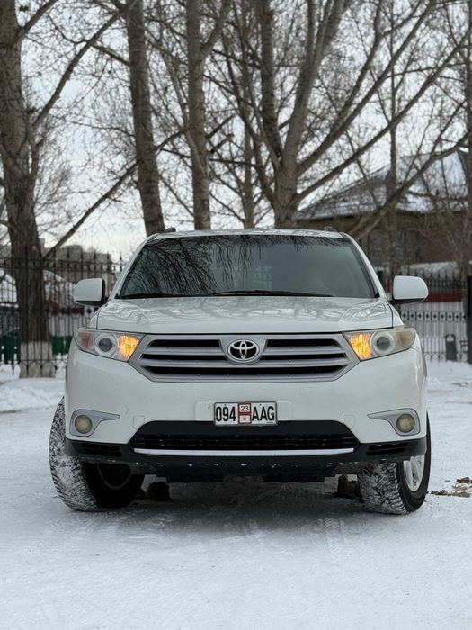 Тойот Хайландер 2