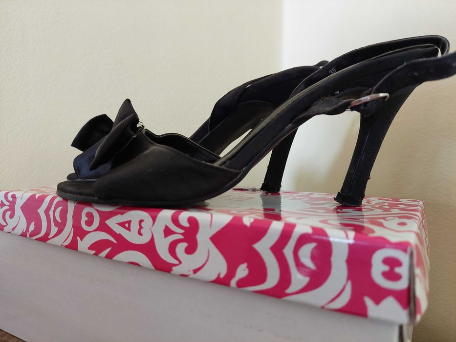 -20% САМО ДНЕС Дамски Обувки 35, 36 номер