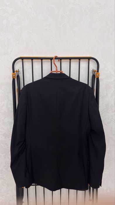 Классические черный костюм