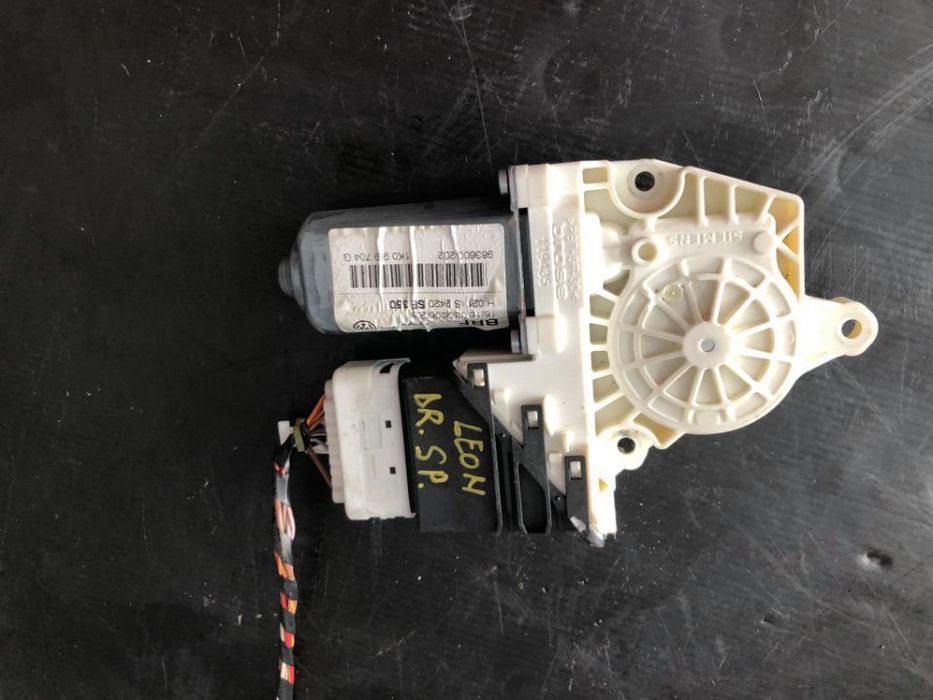 motoras macara geam dreapta spate seat leon 1p1