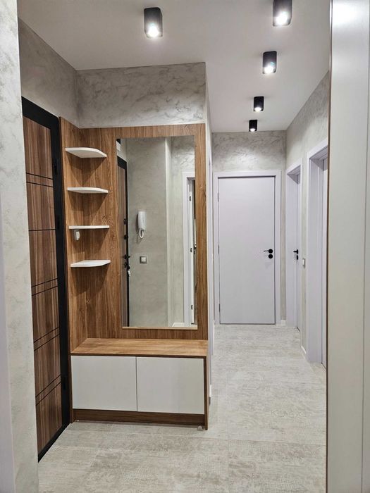 3-стаен апартамент под наем в жк. Дружба