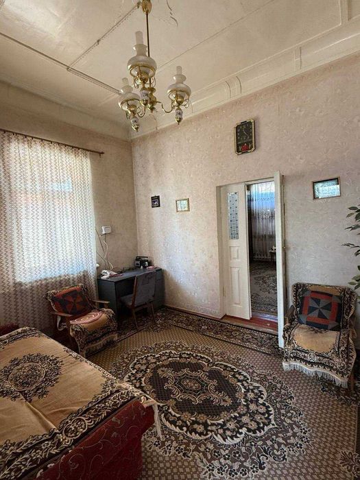 Продаётся СВОЙ дом с участком 2.7 сотки. Азербайджанский центр