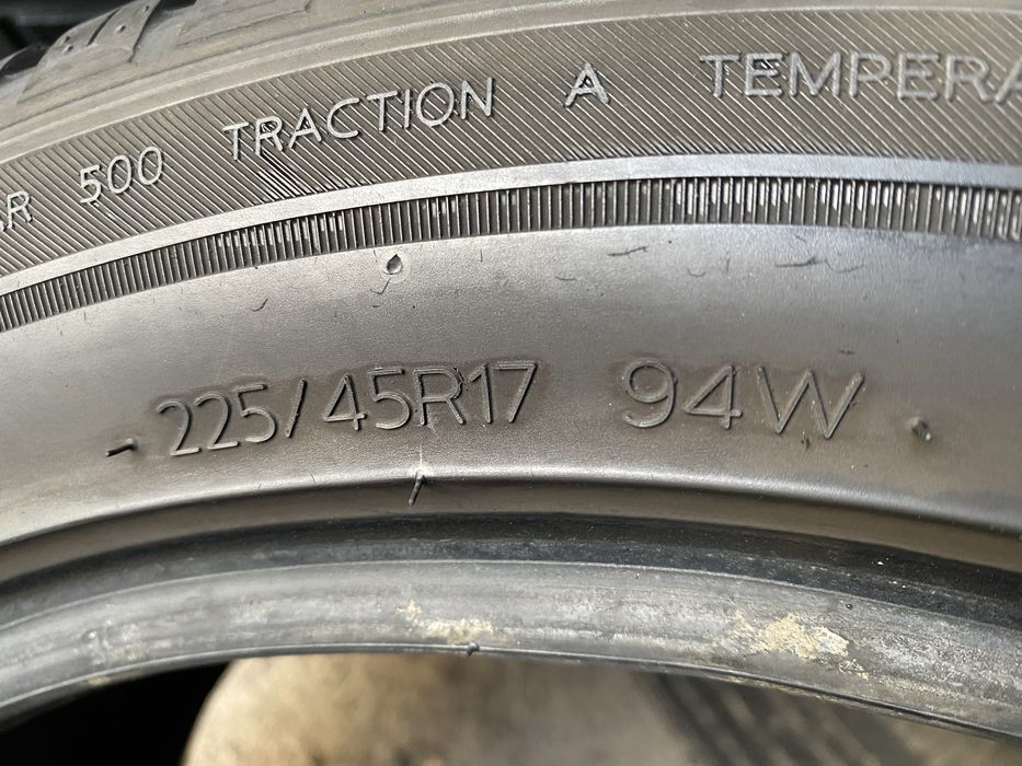 Шины 225/45/17 пара бу ханкок