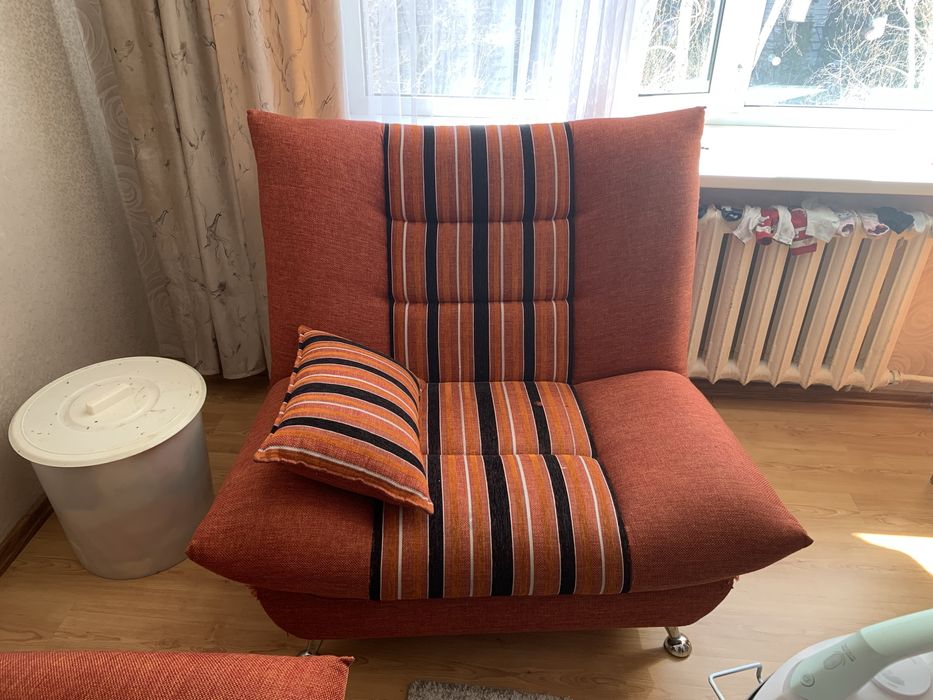 Мягкий уголок для гостиной