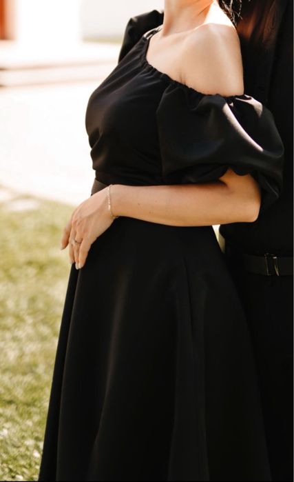 OFERTA Vand  2 rochii elegante