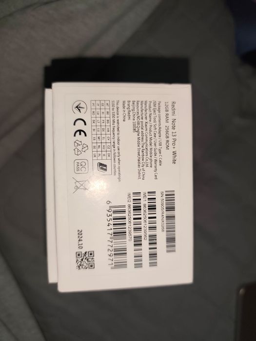 Продам телефон Redmi Note 13 Pro+