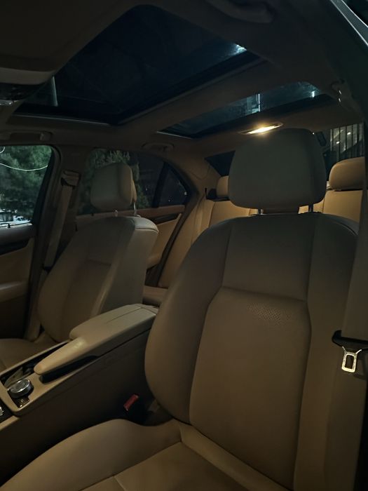 Mercedes-Benz W204 C250 Авангард