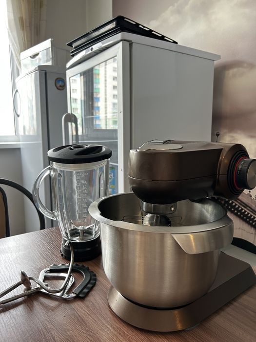 Кухонный комбайн BOSCH