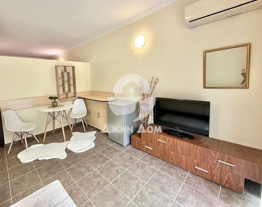 Продава се Четиристаен апартамент в Свети Влас - 121 кв.м за 531 €/кв.м - Снимка #2