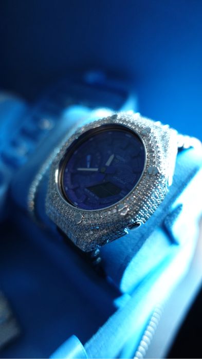 Ceas G-Shock cu Diamante VVS1 Moissanite & Argint Solid 925 si Aur Alb