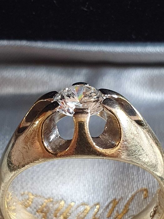 Colectie personala Gypsy aur masiv cu diamant natural FLAWLESS 0,85CT