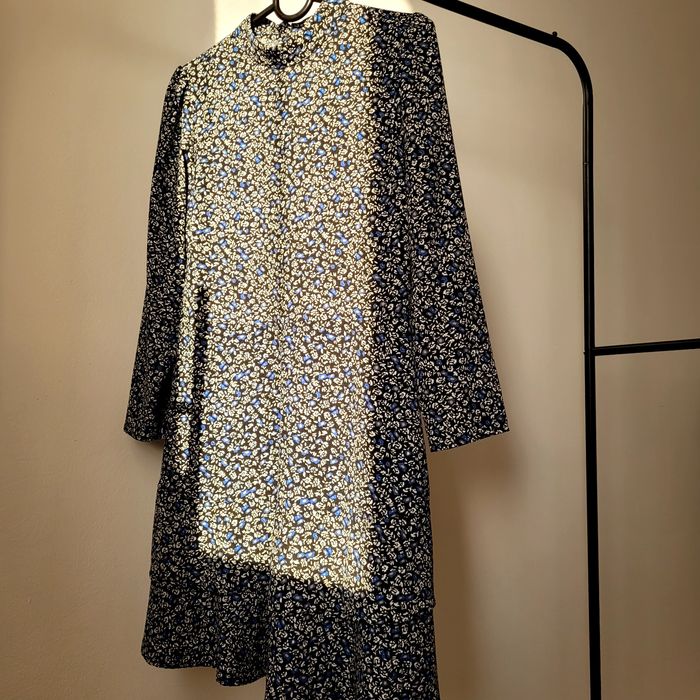 Платье DOROTHY PERKINS в хорошем качестве