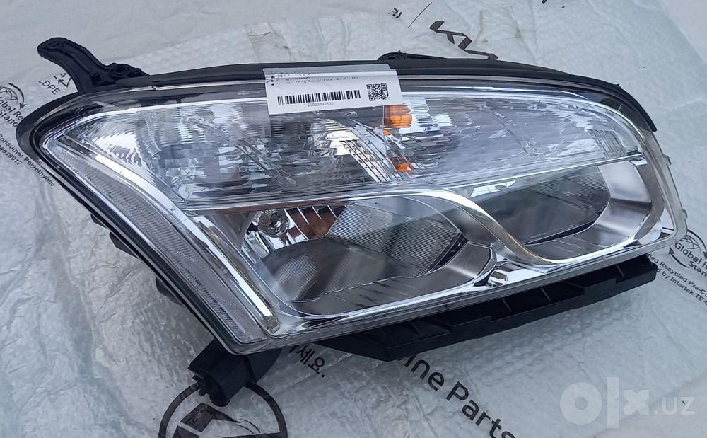 Передная фара  правая   от Chevrolet Tracker