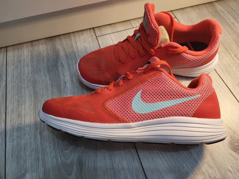 Adidasi Nike originali