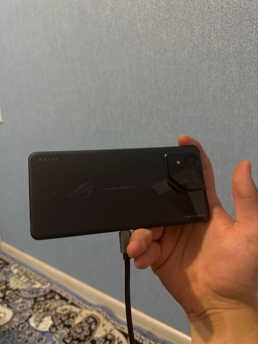 Asus rog phone 8 16/256