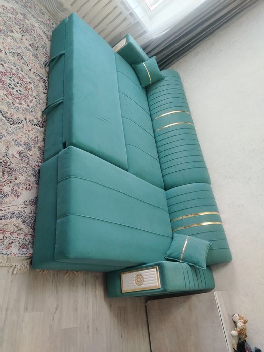 Продам диван в отличном состоянии