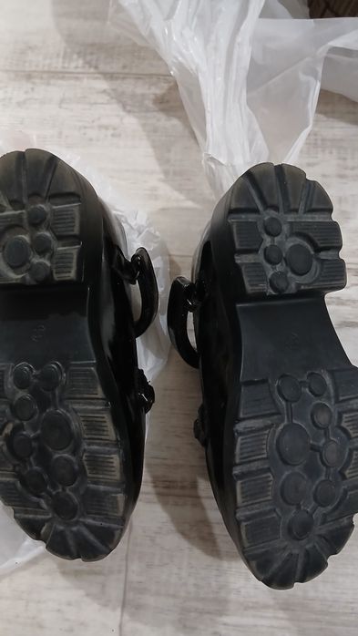 Продам туфли 32 размер