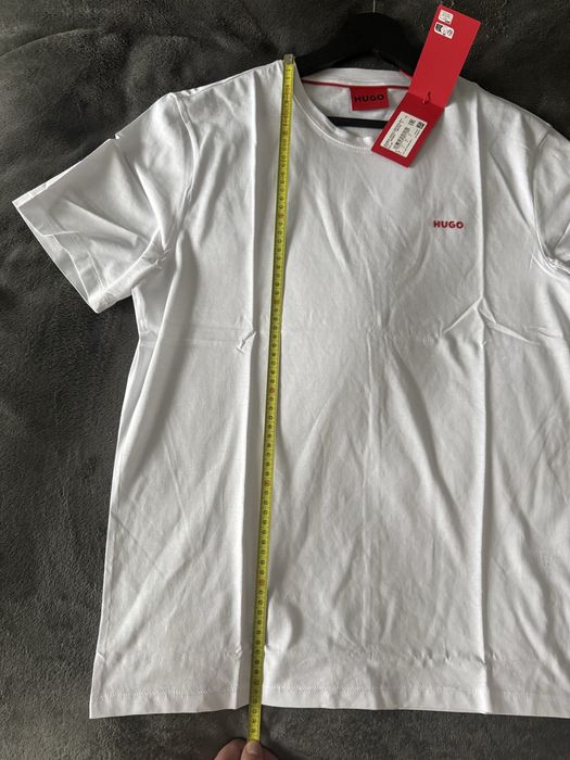 Hugo Dero tricou barbati culoare alb logo mic marimea M nou original