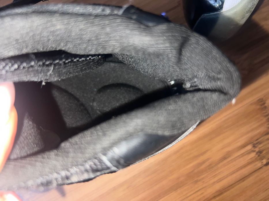 Jordan 11 черно-сини маратонки