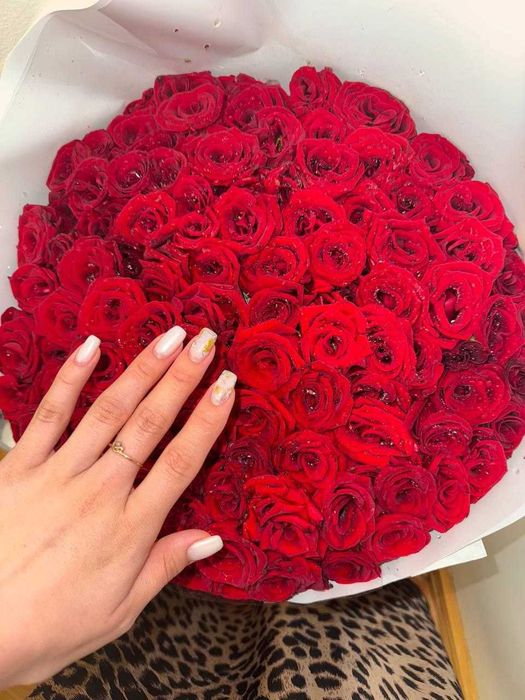 Букет Роз из 101шт 600.000сум +доставка.
