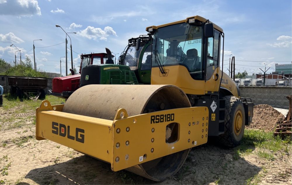 Услуги экскаватора катка 18 тонн 16 тонн