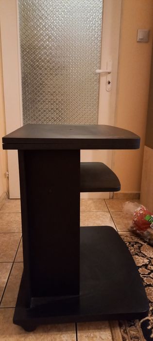 ТВ  шкаф с въртящ плот