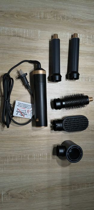 Uscator de par Vala Tech 5-in-1, multistyler, 1000W