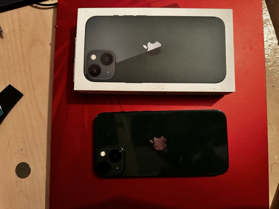 Продам Iphone 13 256
