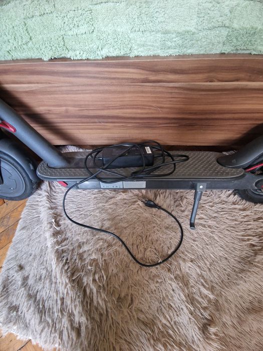 Xiaomi Mi M365 тротинетка