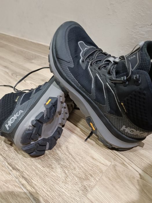 Hoka one one size 44/28cm.gore-tex mega grip