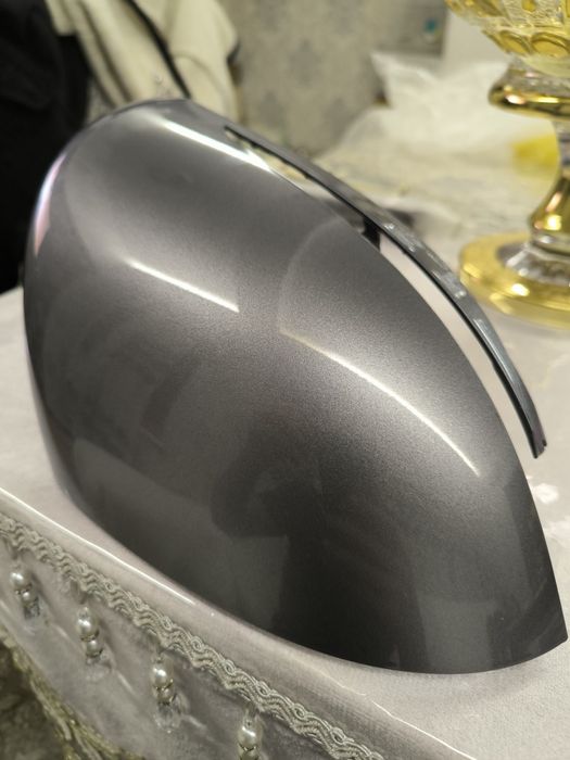 Правой баковой зеркал пластик Byd sea lion 06 мокрый асфальт