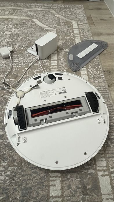 Робот пылесос dreame