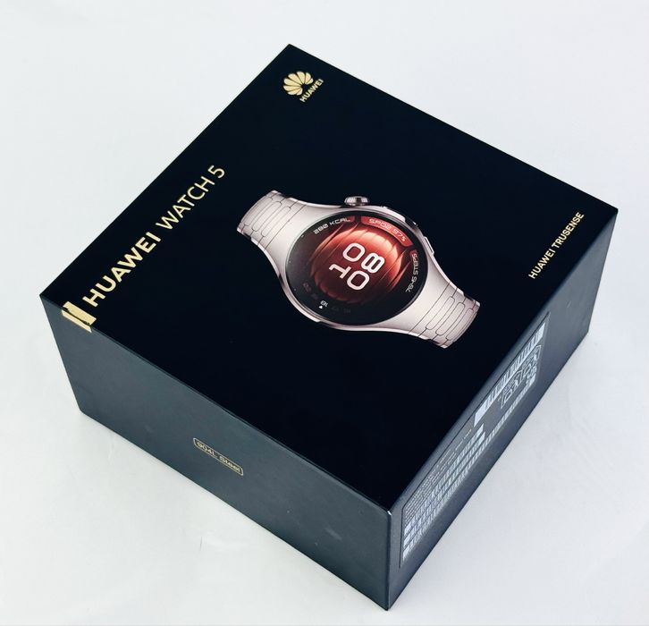 НОВ! Huawei Watch 5 42mm Sand Gold Titanium Strap 42mm 2г. Гаранция!
