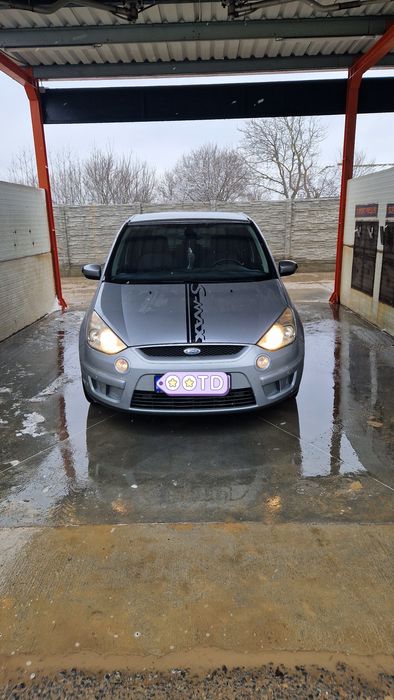 Vând ford s max 2007
