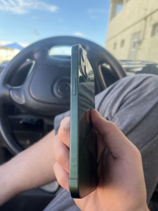 Iphone 13 сатлады экран и акб аускан оригиналга