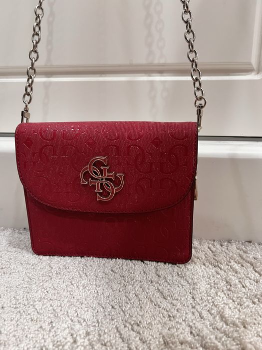 Розова Чанта на Guess