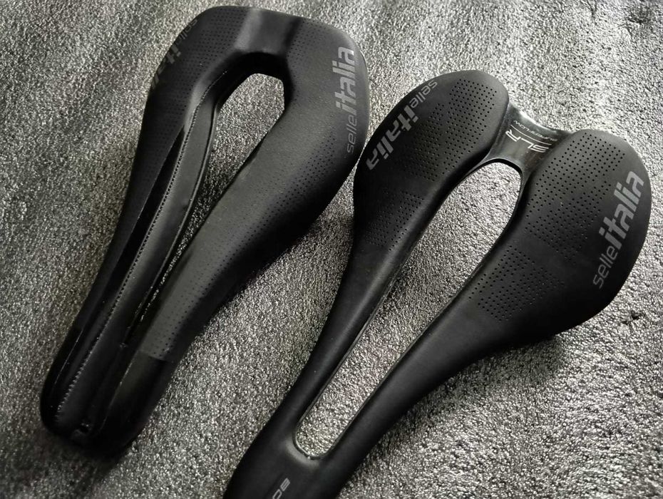 SET 2 Sa / Selle Italia / Scaun Cross Bicicleta
