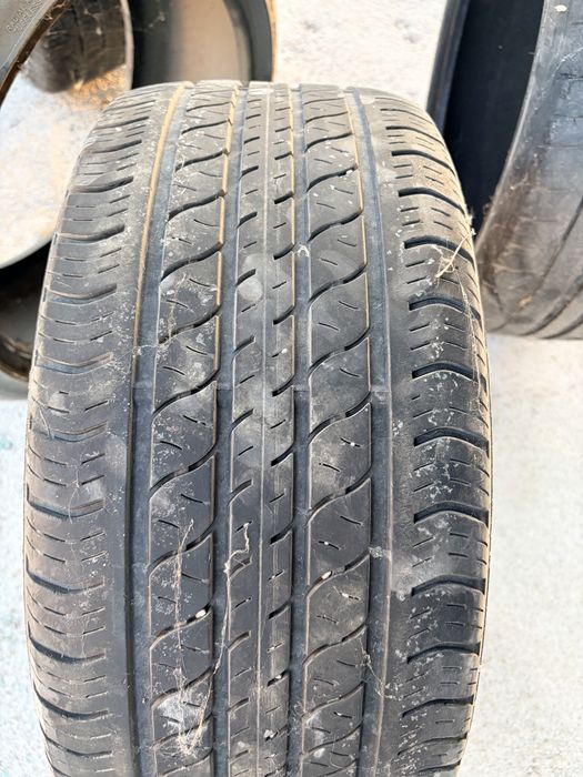 Покрышка резина 245/40/R19