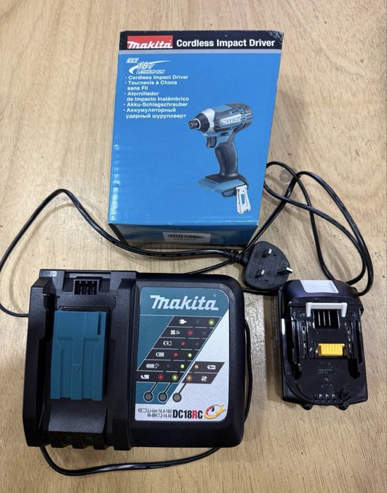 Vând bormașini Makita originale, noi, nefolosite, în stare impecabilă.