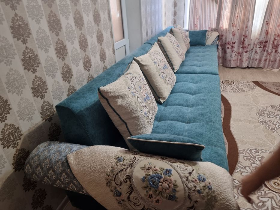 Диван 4 метровый