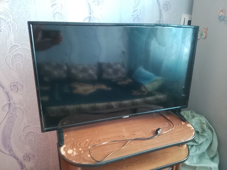 Продам телевизор