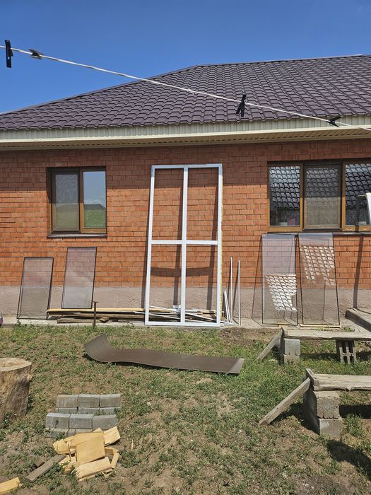 Пластиковая перегородка