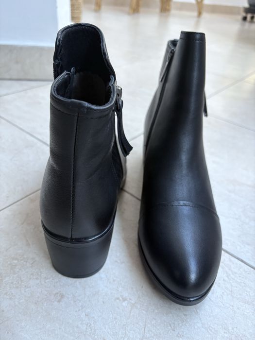 Cizme dama cu toc, piele neagra, marime 41, noi