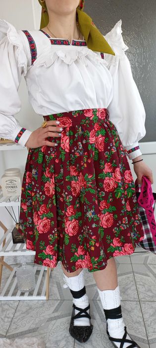 Sumna cu model floral