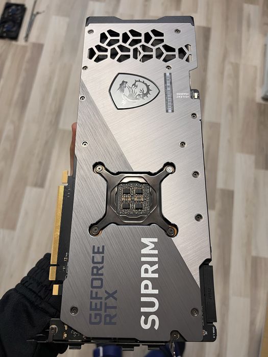 Placa video RTX 3090 TI MSI Suprim X